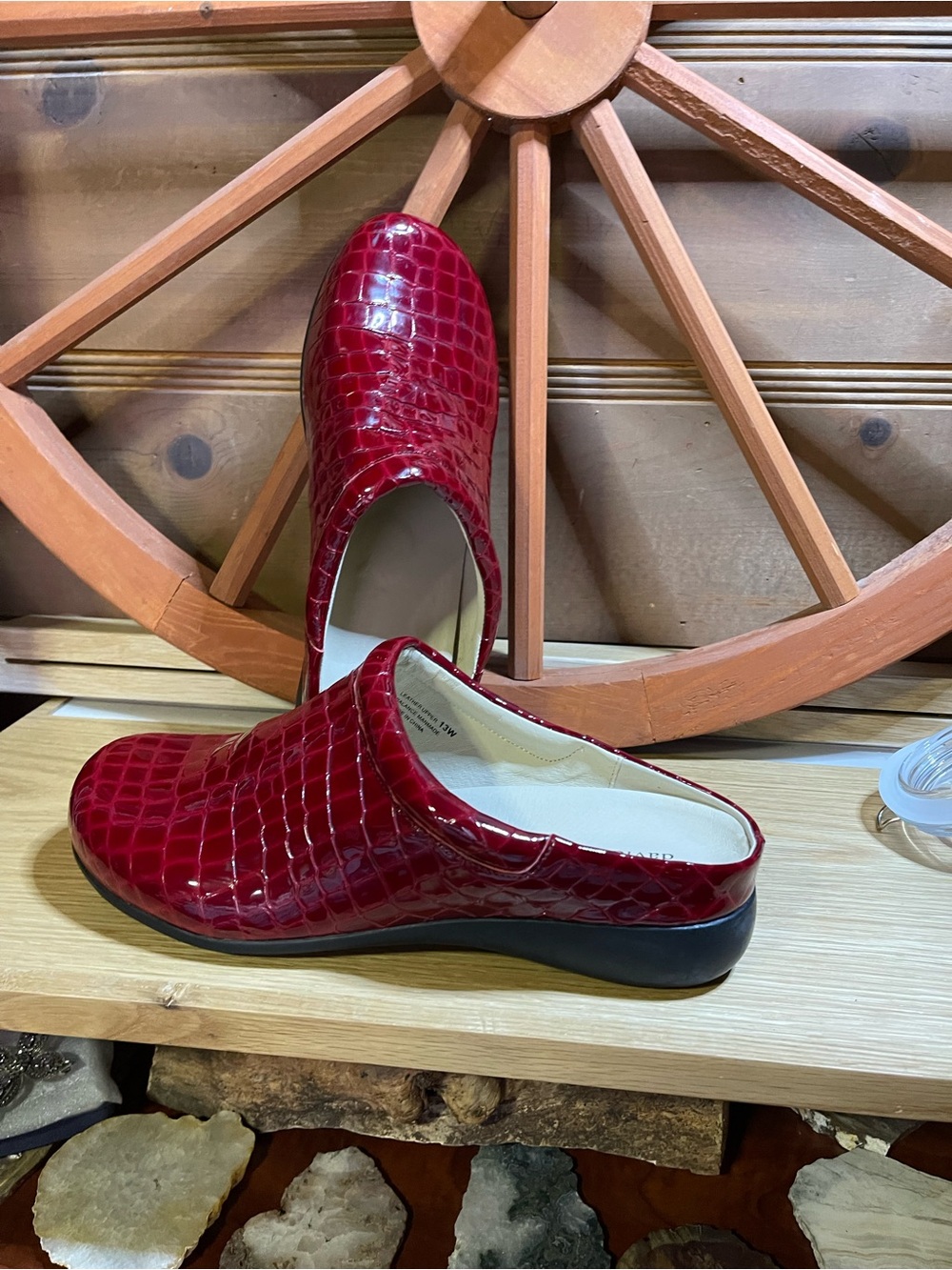 David Tate Deep Red Croc-Embossed Slip-On Clog - HQ Leather Upper Sz 13W - Picture 3 of 11